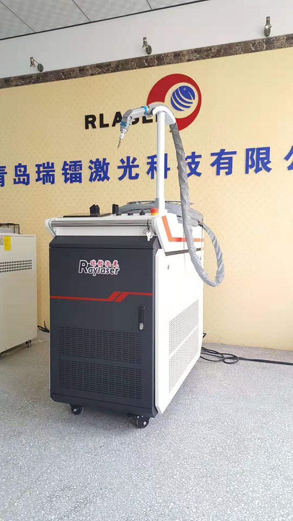 手持激光焊接机.jpg